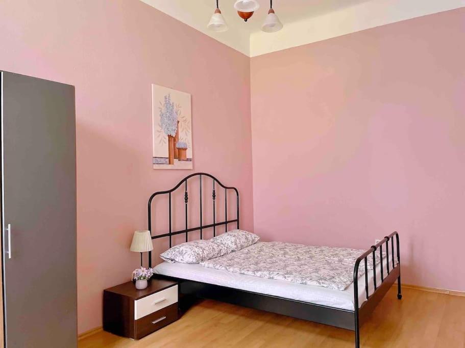Clear And Cozy 21a * Budapest